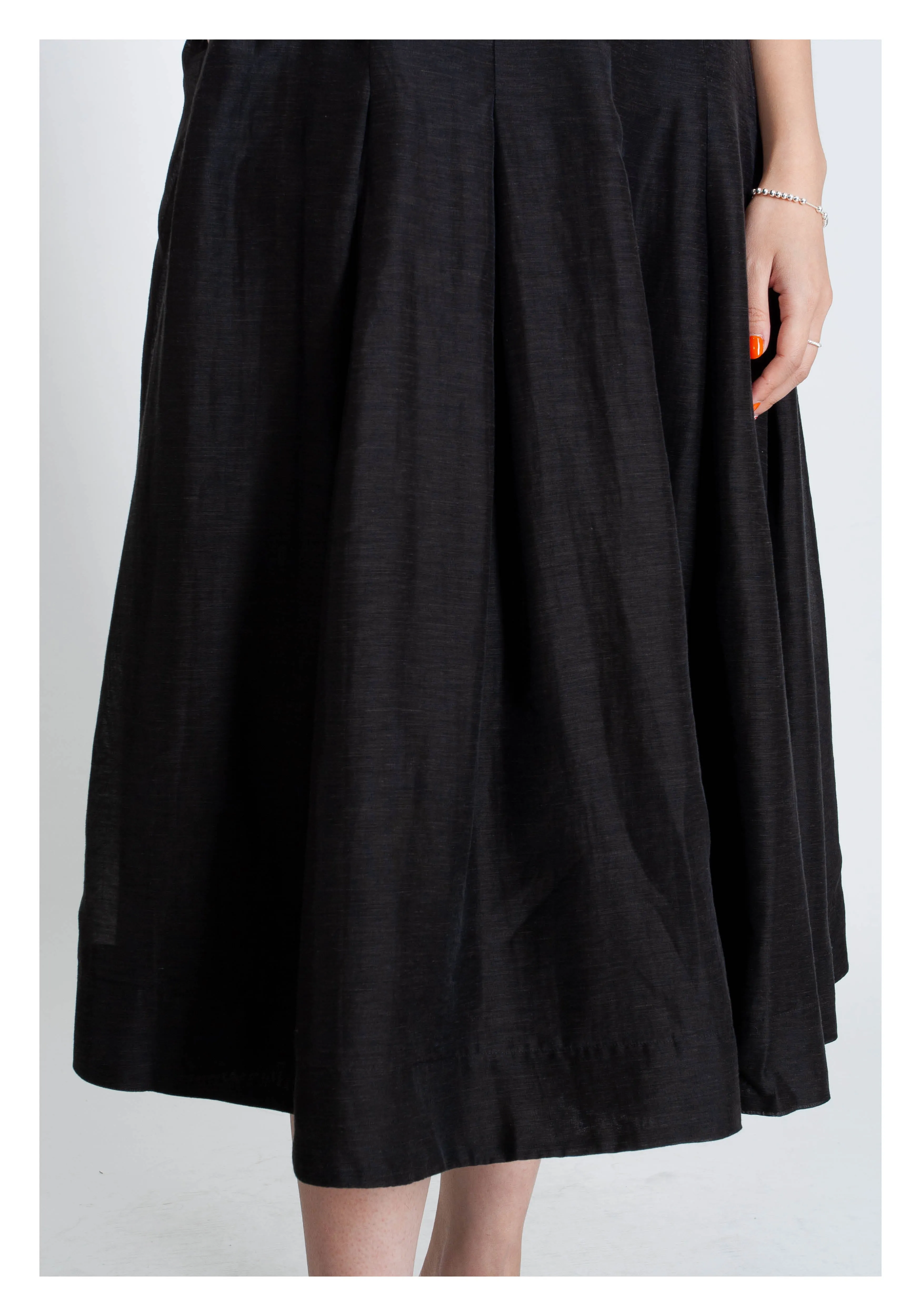 Box Pleated Skirt Black