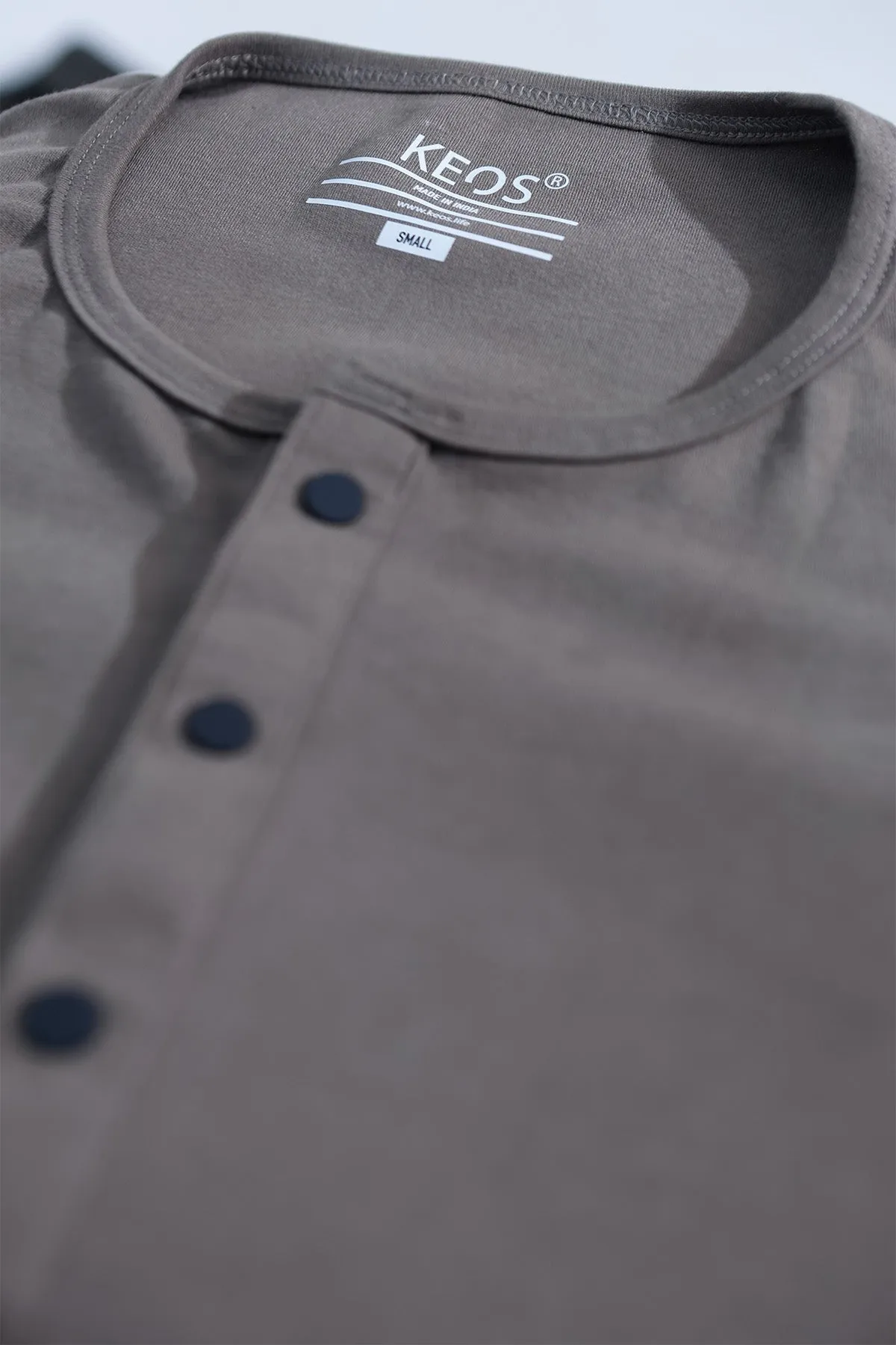 Men's Henley Shirt - Sand Dune