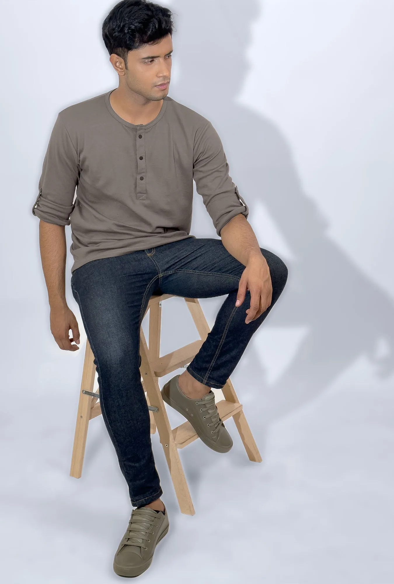 Men's Henley Shirt - Sand Dune