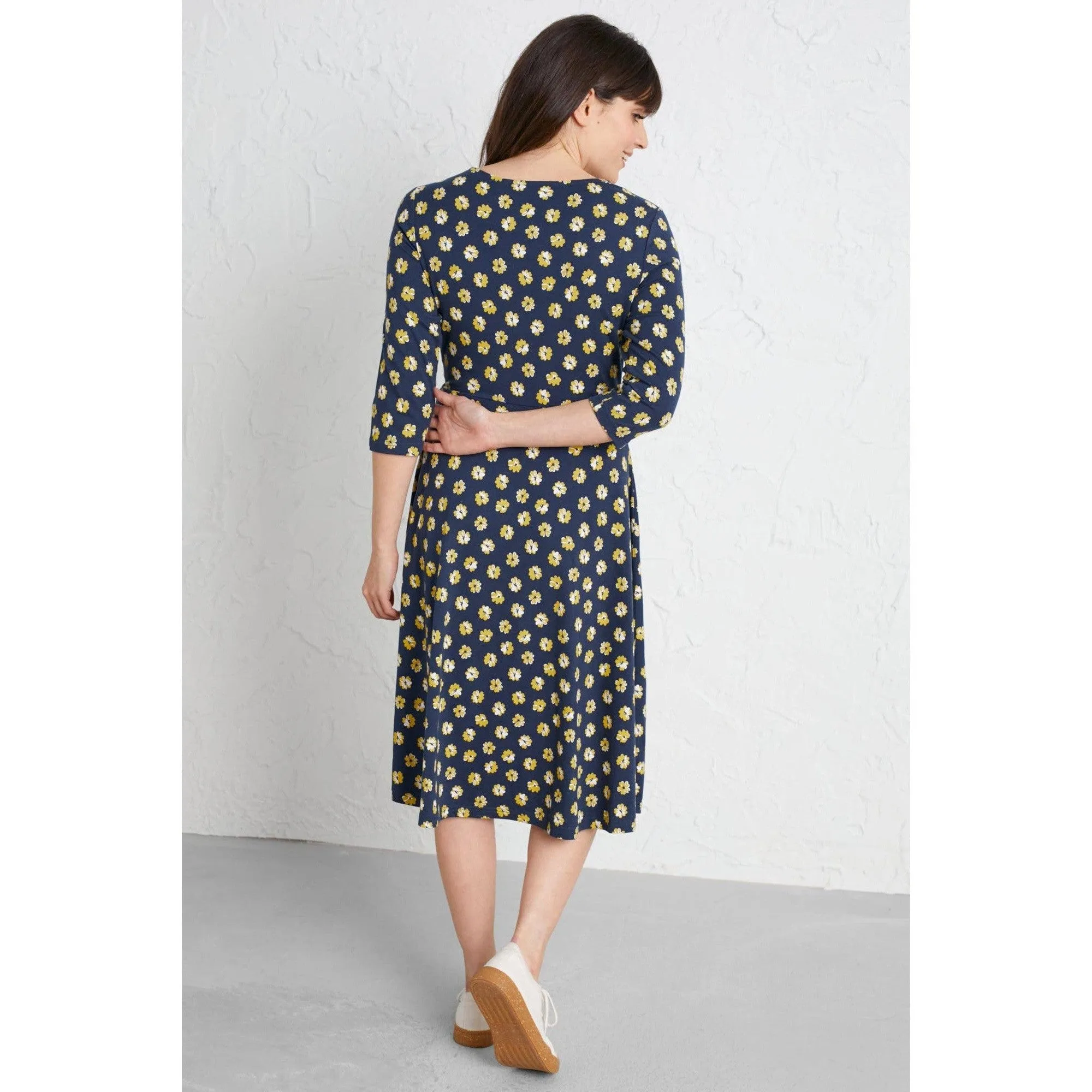 Seasalt The Mouls Dress ll Ladies Primrose Spot Dune Navy Floral Dress