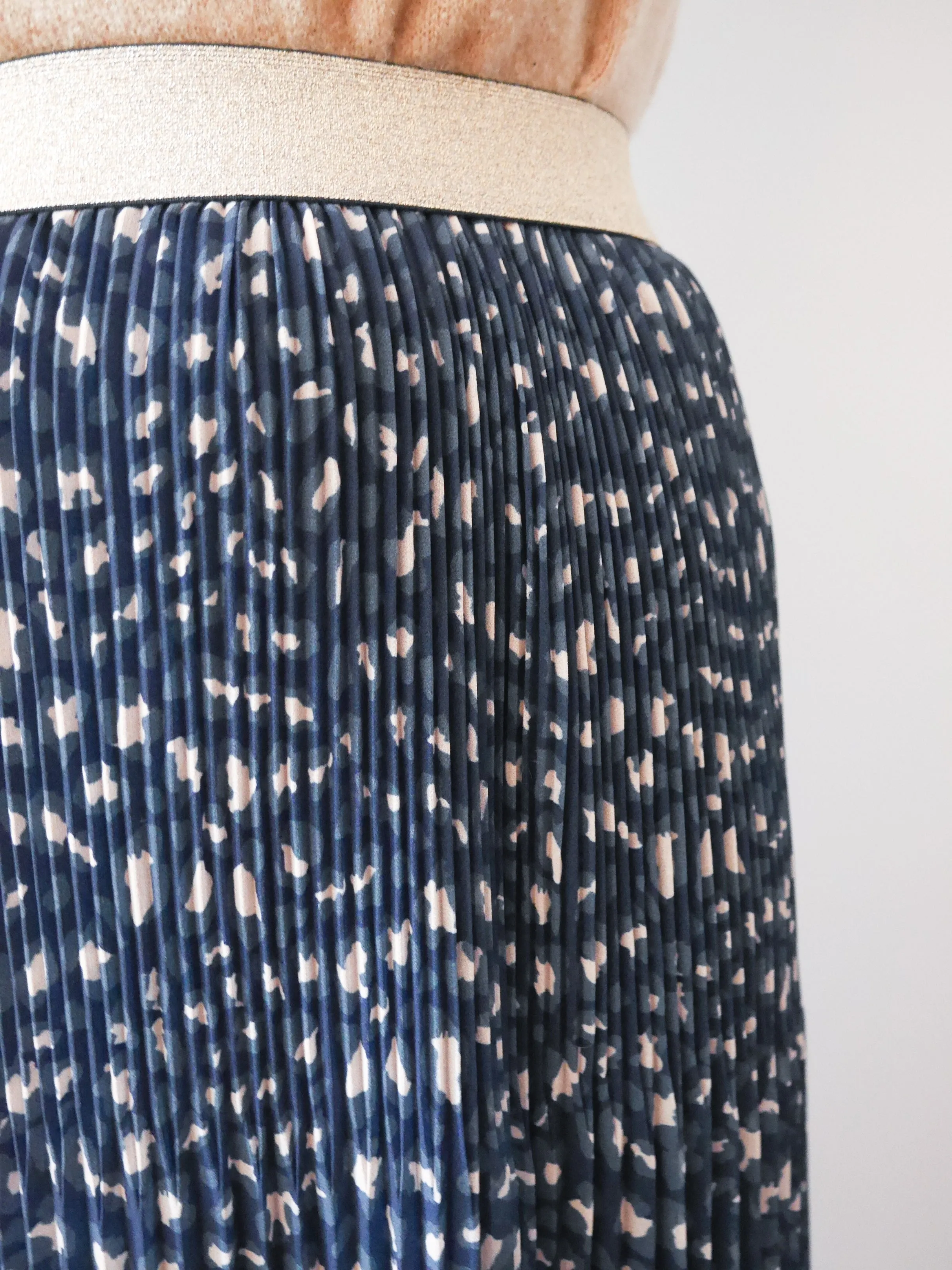 Selina Skirt Navy